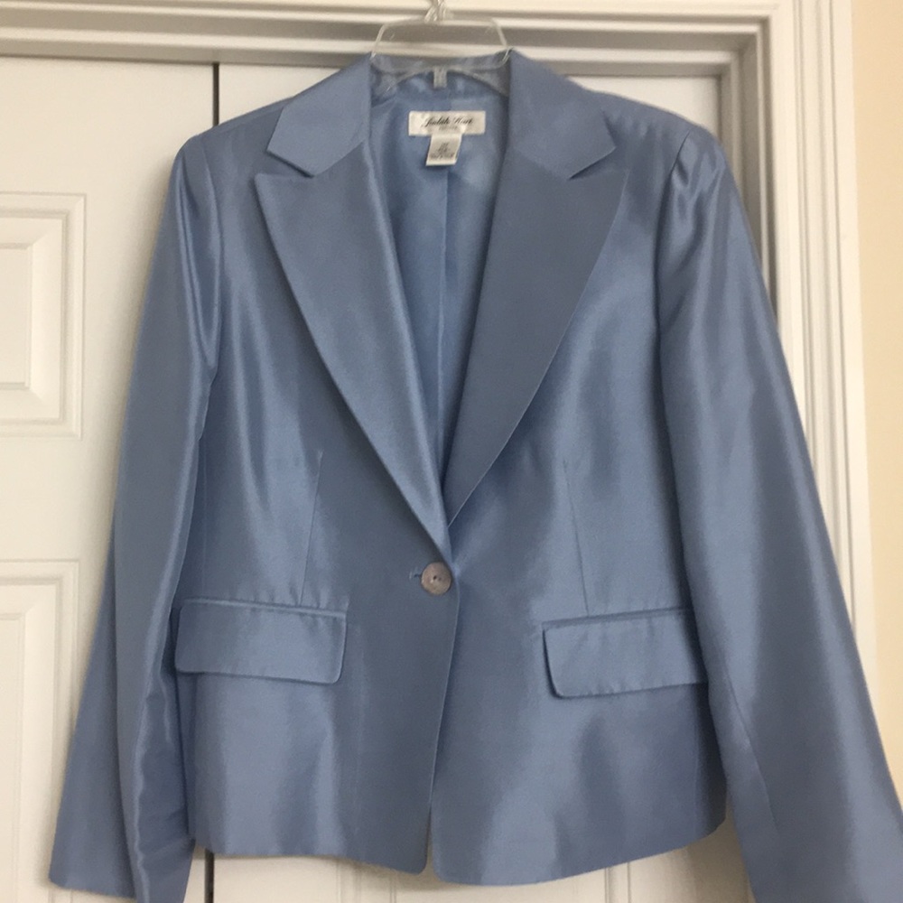 NWOT gorgeous silk ice blue blazer, 14p.